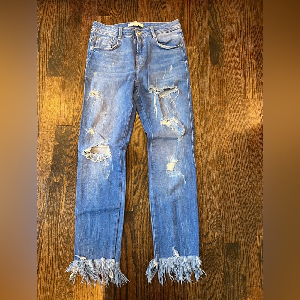 Zara Trafaluc Ripped Jeans, size 02 USA